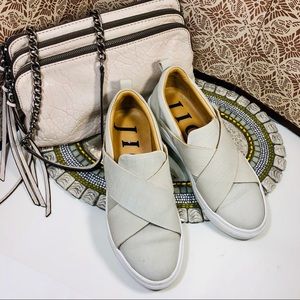 Women Jigsaw nubuck leather slip ones , size 38/7